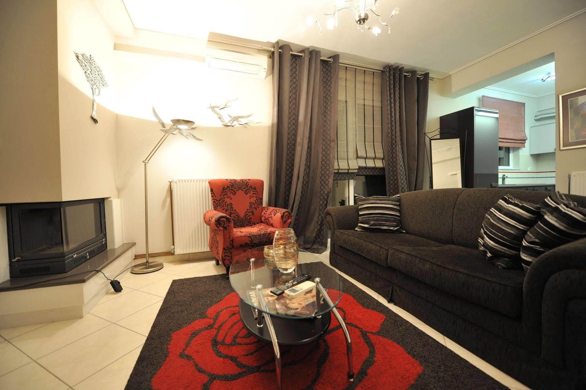 Ceragio Hotel & Apartments Tripoli Esterno foto